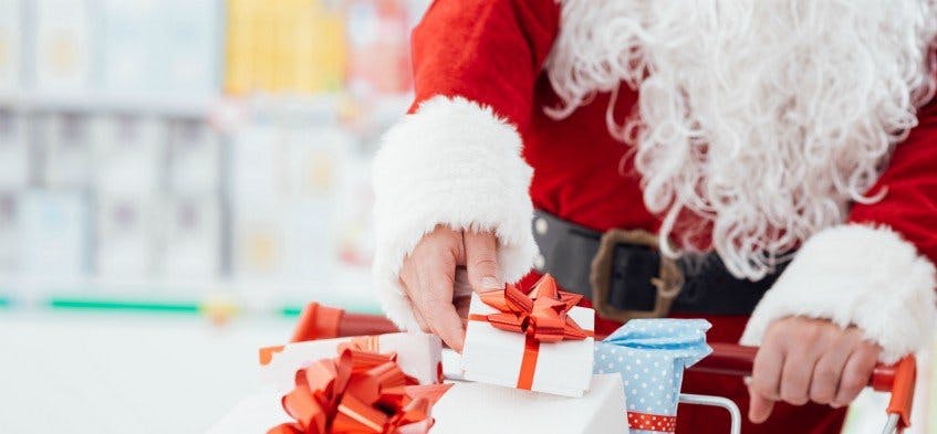 É boa ideia comprar os presentes de final de ano no crédito?